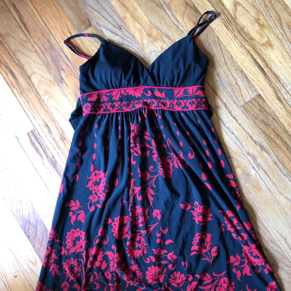 Super cute and flirty dress!